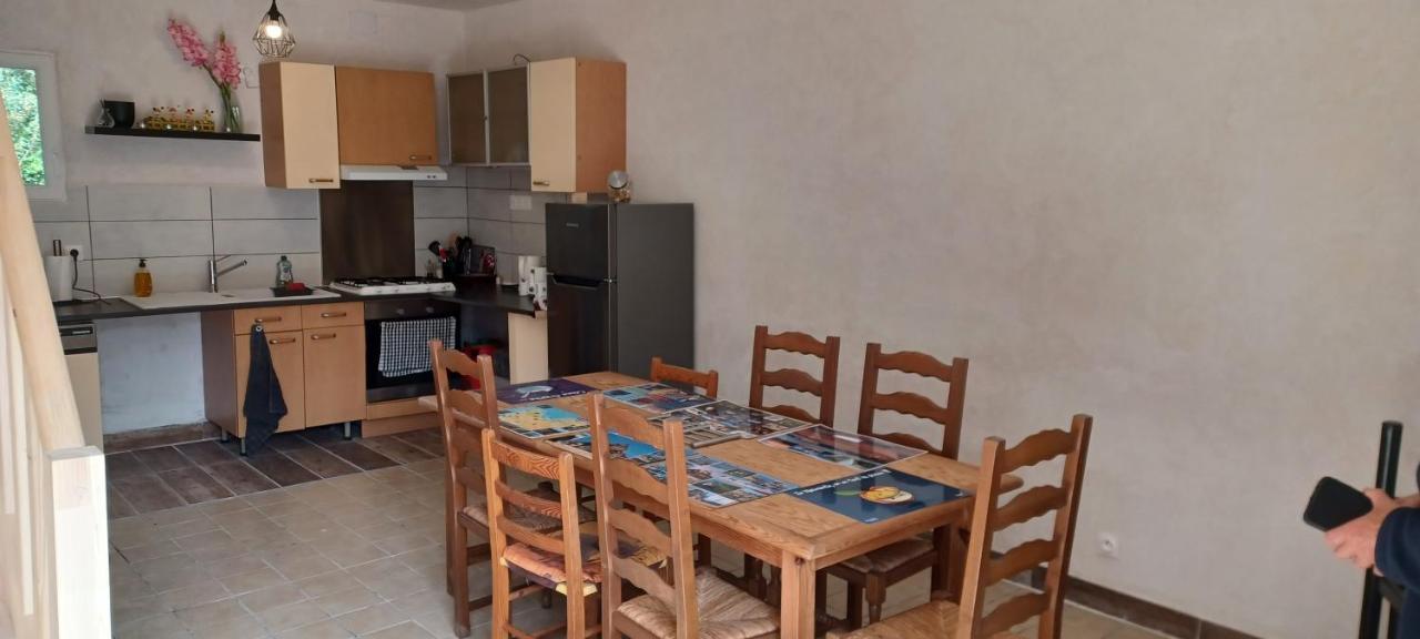 Appartement 4 A 6 Places Osmanville ภายนอก รูปภาพ
